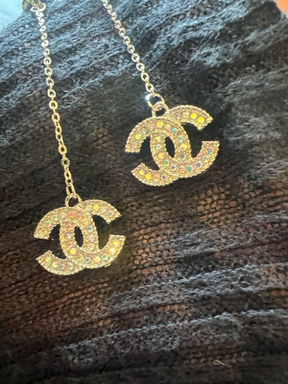 CHANEL Gold Double-C Drop Earrings with Multicolor Crystals - Picture 13 of 15